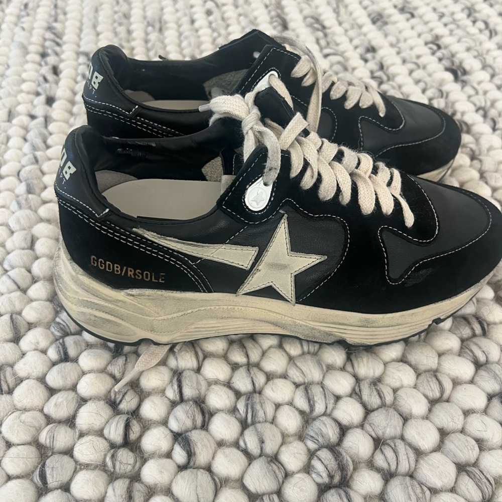 Golden Goose  Running sneakers in black Napa and suede